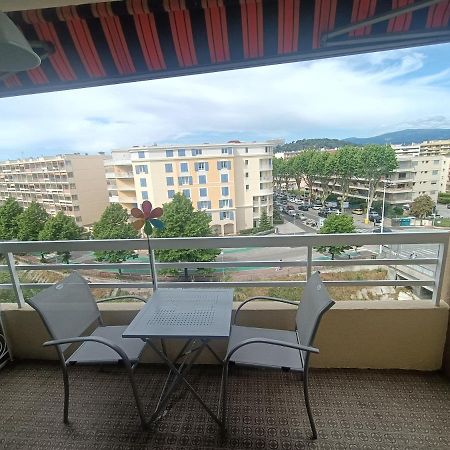 Provencal Apartment Cagnes-sur-Mer Exterior photo
